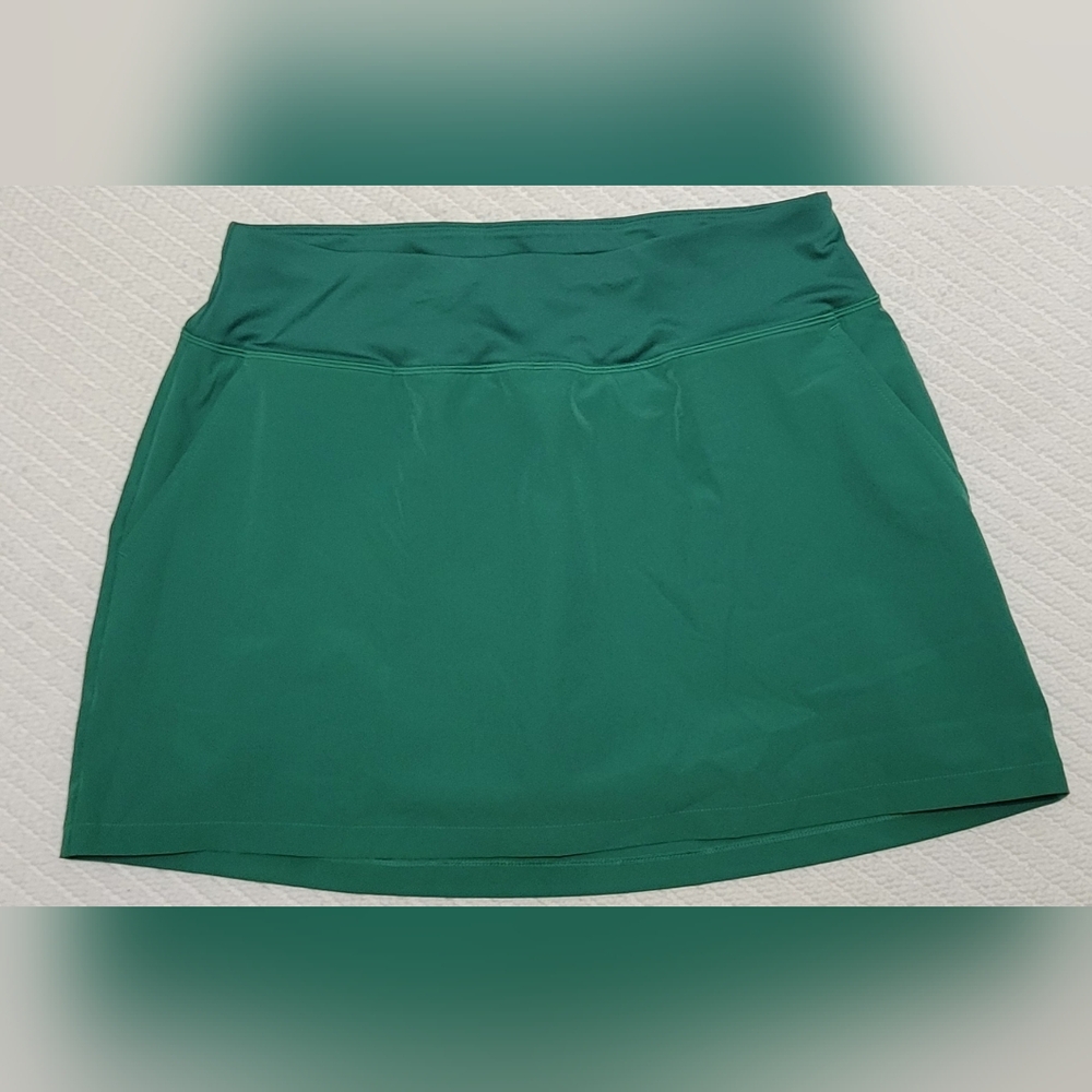 Under Armour Links Skort - Size Large - Kelly Green